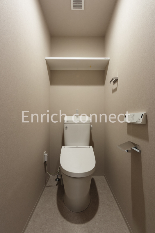 トイレ　※写真は同タイプ住戸です。