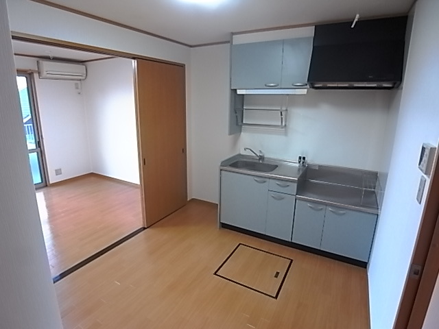 ヒルサイドテラスの居間写真