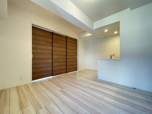 レジディア大手町北の居間写真