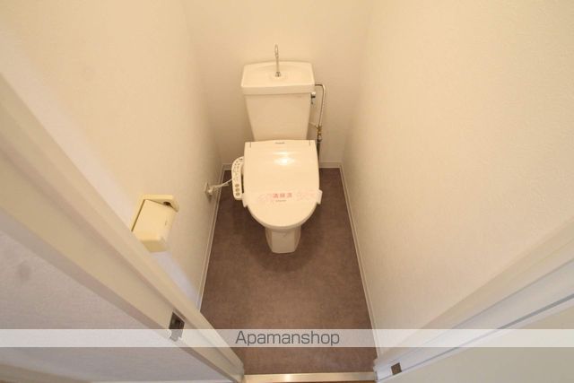 大阪モノレール本線 少路駅 徒歩19分 3階建 築38年のトイレ写真