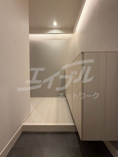 ＪＲ片町線 放出駅 徒歩11分 3階建 築1年の玄関写真