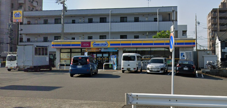 コンビニ　ミニストップ 長須賀店（コンビニ）まで553m