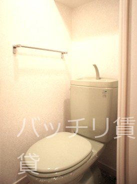 トイレ　※別号室イメージの為、現状を優先致します。