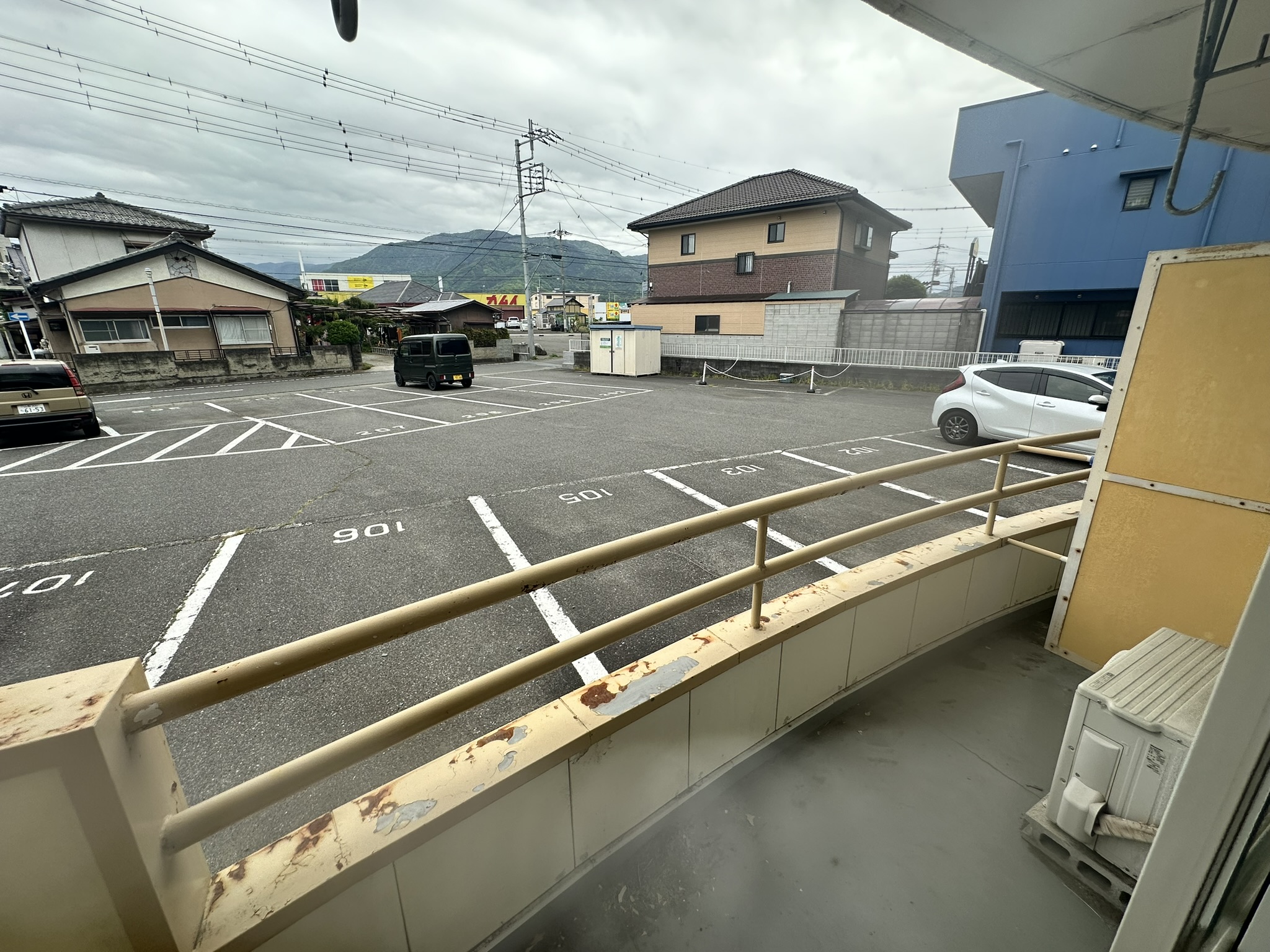 バルコニー