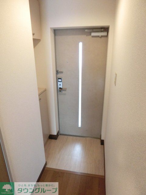 ライツ妙典の玄関写真