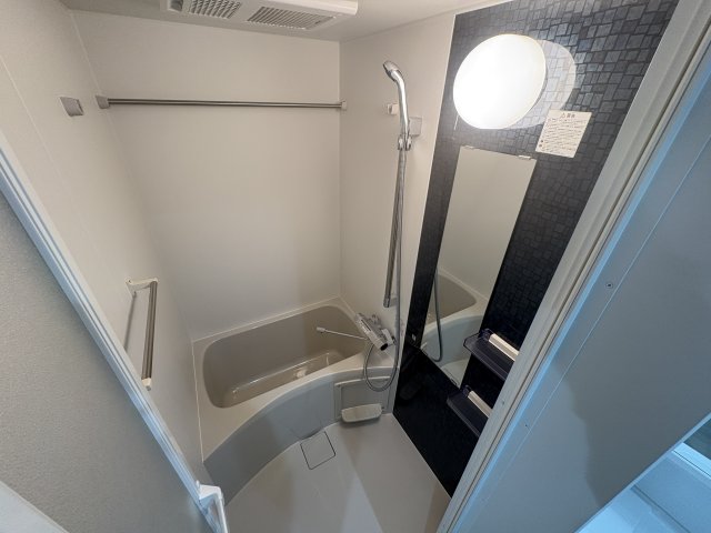 あんしん+明神町08-3007の風呂写真