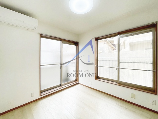居室・リビング　洋室のお部屋です。