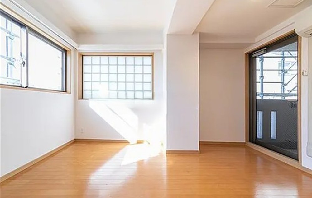 アムス東池袋の居間写真