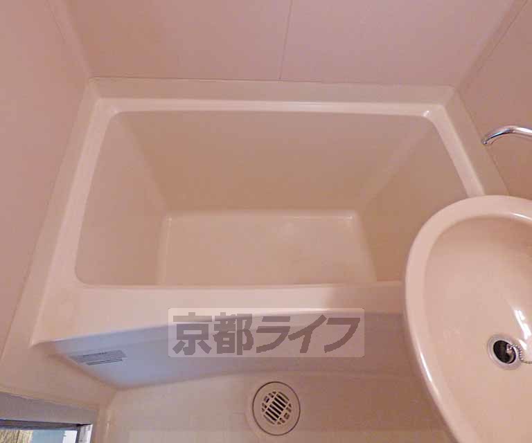 バス・シャワールーム　お風呂です。