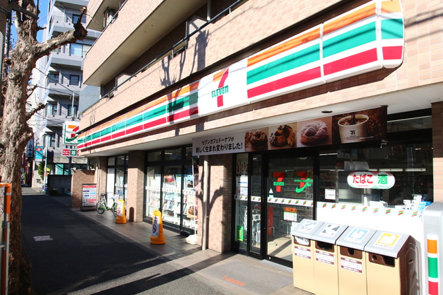 コンビニ　セブンイレブン杉並堀ノ内1丁目店（コンビニ）まで1036m