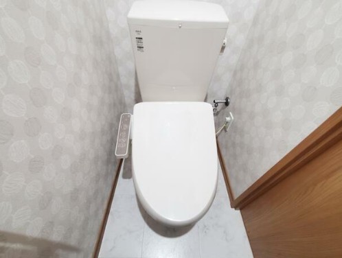 仙台市地下鉄南北線 旭ケ丘駅 徒歩29分 3階建 築4年のトイレ写真