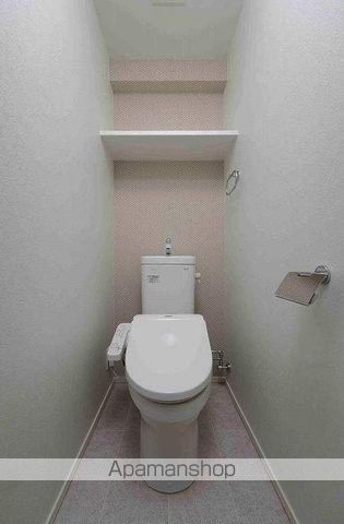 地下鉄空港線 大濠公園駅 徒歩10分 14階建 築6年のトイレ写真
