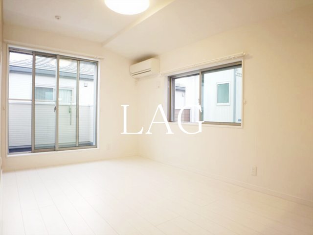 居室・リビング　洋室のお部屋です。