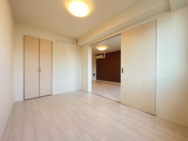 その他部屋・スペース　南側洋室
