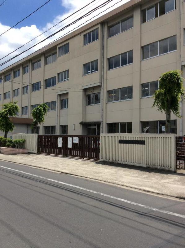 小学校　岡山市立三門小学校（小学校）まで329m