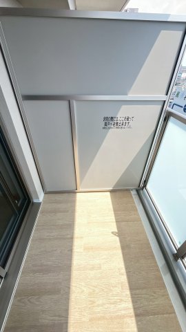 バルコニー　陽当たり良好なバルコニーです