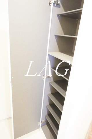 玄関　玄関です。