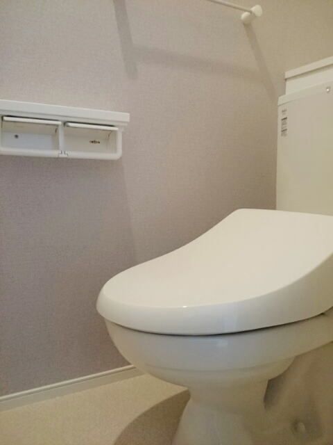 トイレ　☆温水洗浄暖房便座☆