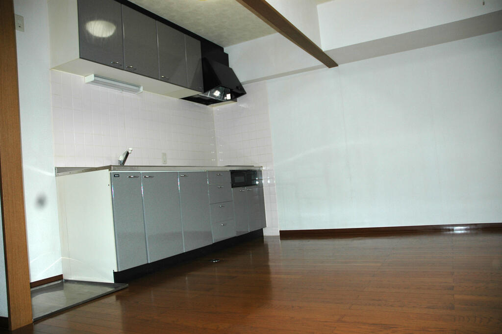 キッチン　日当たり良好で明るいＤＫ