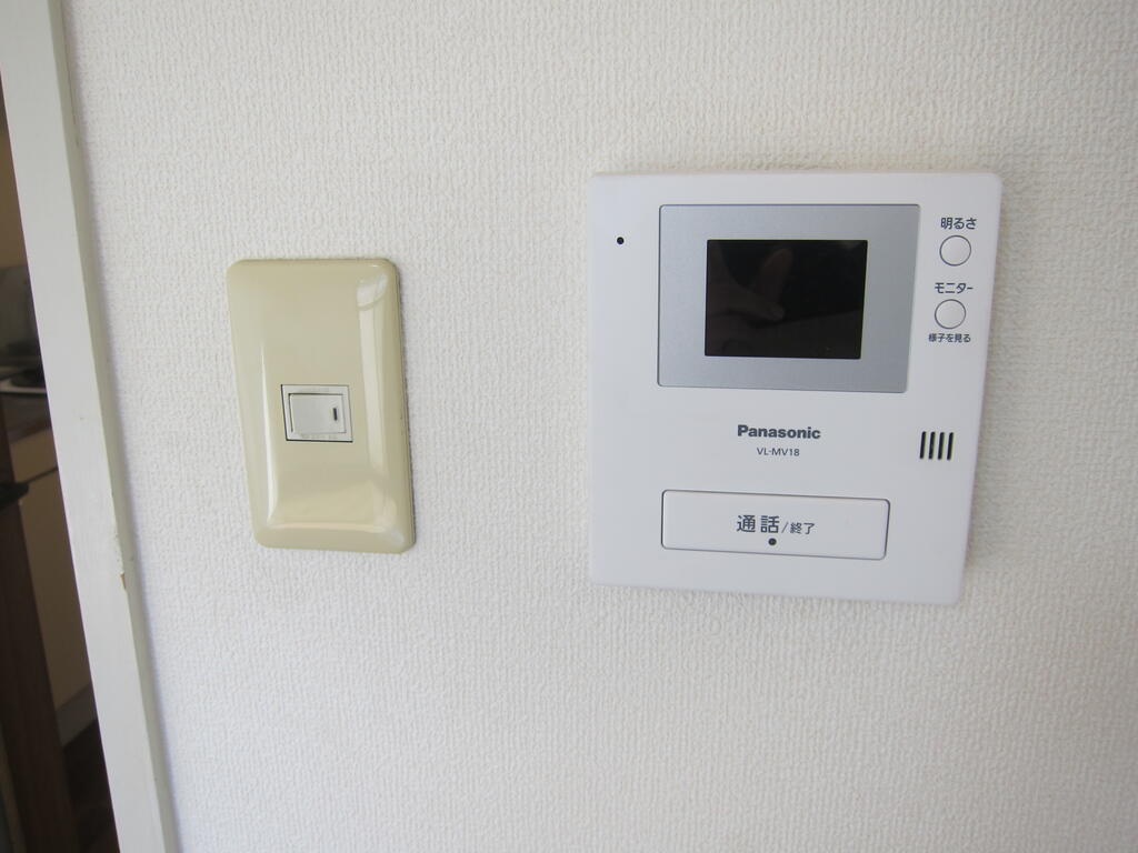 【伊予郡砥部町高尾田のマンションのセキュリティ】