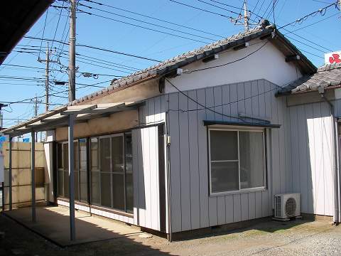 永野貸家　南中央の建物外観