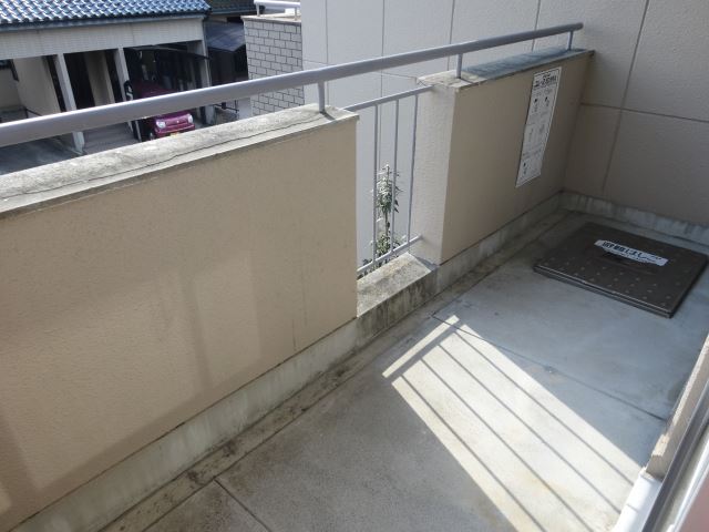 バルコニー　べランダ