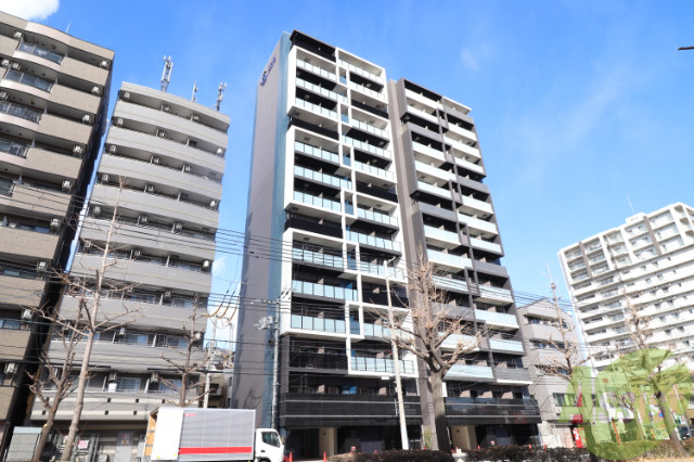 【エスライズ神戸三宮山手通壱番館の建物外観】