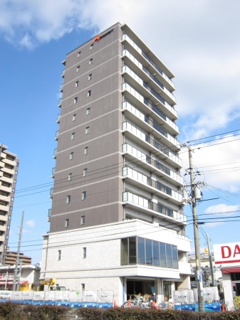 【福山市光南町のマンションの建物外観】