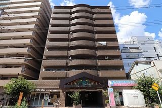 サンシャイン88の建物外観