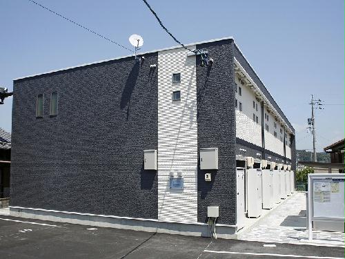 【レオネクストみどうたうん　２１の建物外観】