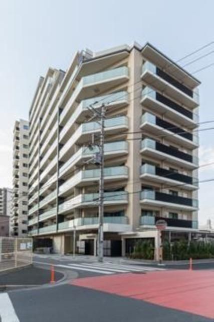 足立区中川のマンションの建物外観