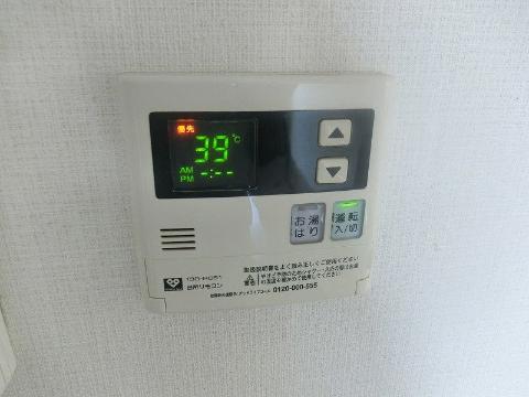 シャロームＤ棟　その他設備　給湯操作パネル