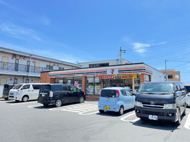 コンビニ　セブンイレブン沼津西椎路店（コンビニ）まで260m