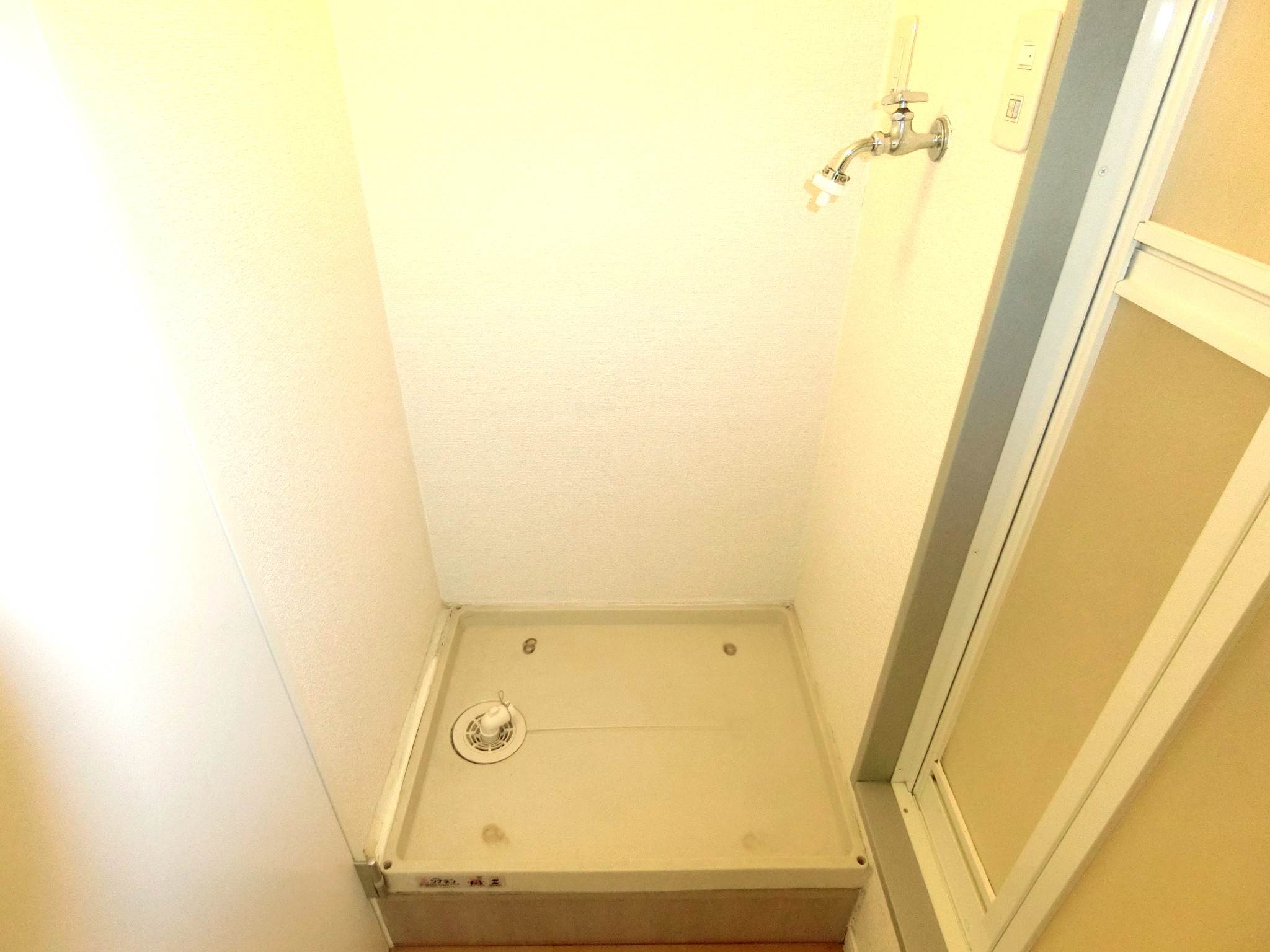 洗面設備　室内に洗濯機置き場も完備です☆