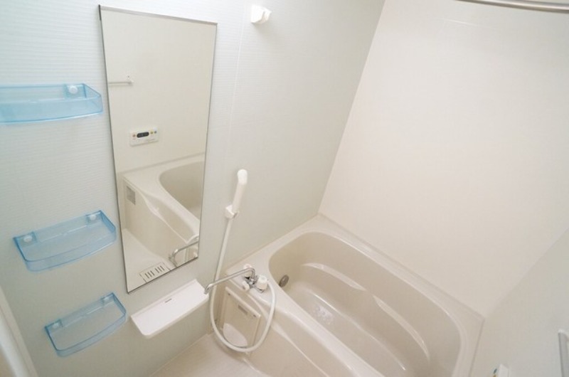 バス・シャワールーム　図面と現状に相違がある場合には現状を優先．．．