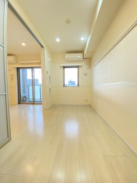 居室・リビング　別号室参考写真