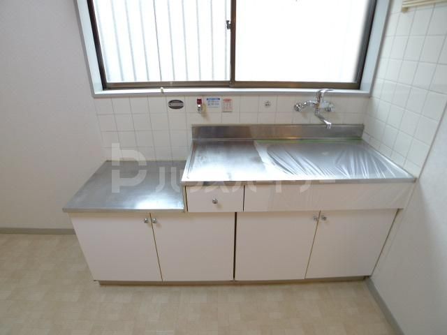 キッチン　※前回の入居前の写真です※