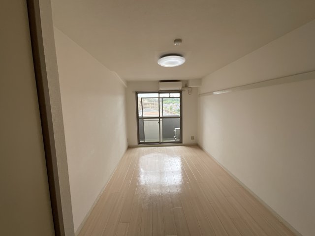 居室・リビング　居室です！！