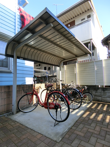 その他共有部分　敷地内駐輪場有り