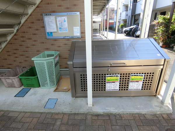 その他　入居者専用ごみ置場
