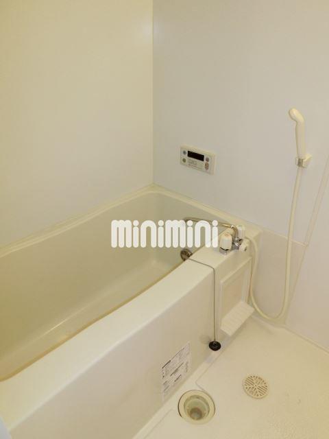 バス・シャワールーム　追炊き付きバスルーム