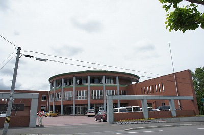 中学校　光陵中学校（中学校）まで893m