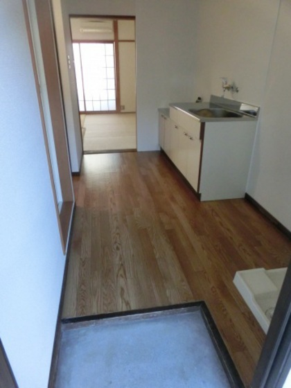 玄関　※別号室のお写真です