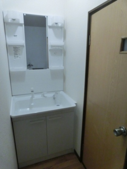 洗面設備　※別号室のお写真です