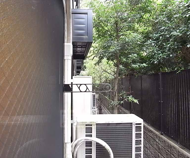 バルコニー　竿掛けられます。