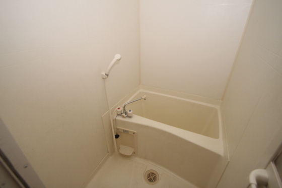 バス・シャワールーム　他号室のお写真です