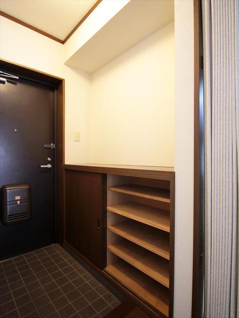 その他　プリメールみなみII　３０２　靴収納