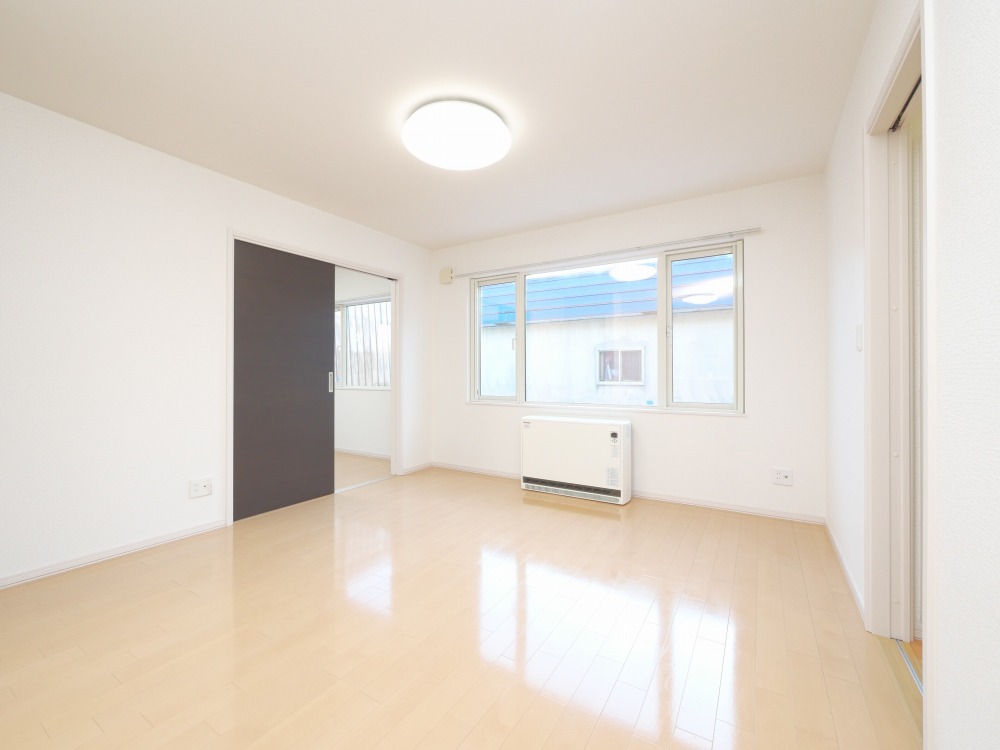 居室・リビング　リビング