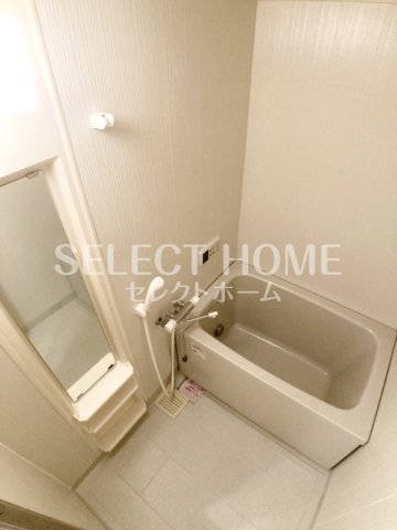 バス・シャワールーム　コンパクトで使いやすいお風呂です 同型タイプ