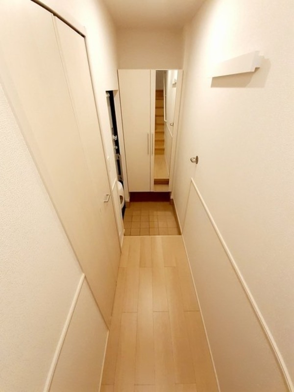 玄関　図面と現状に相違がある場合には現状を優先